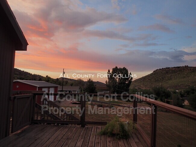 Building Photo - 6009 Hillside Dr