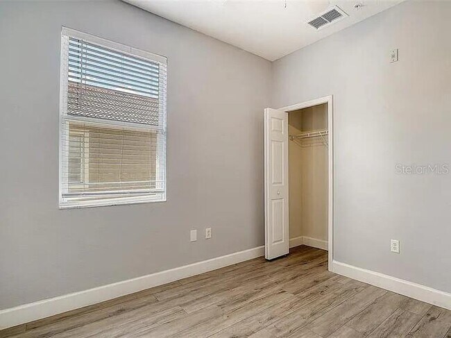Building Photo - 7983 Limestone Ln