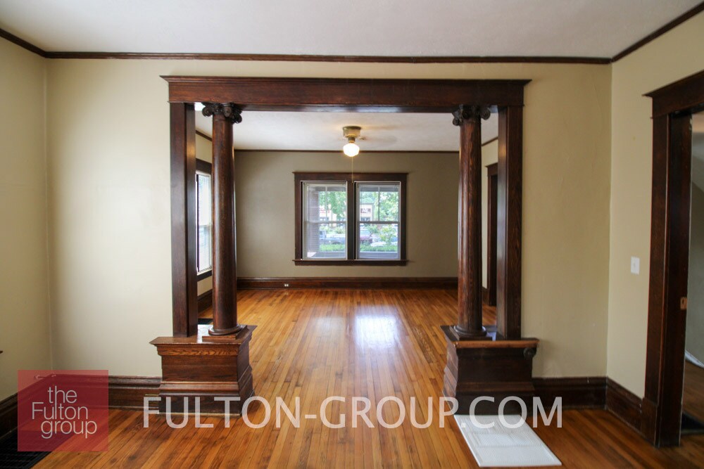 Building Photo - 140 Diamond Ave SE