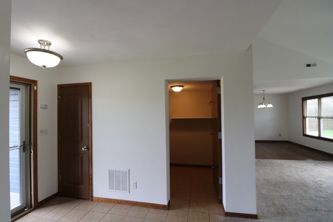 Building Photo - 1514 Paige Ct