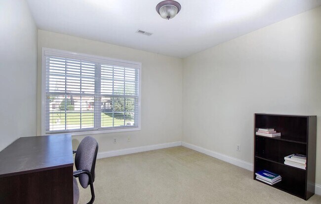 Building Photo - 5106 Tropicana Dr