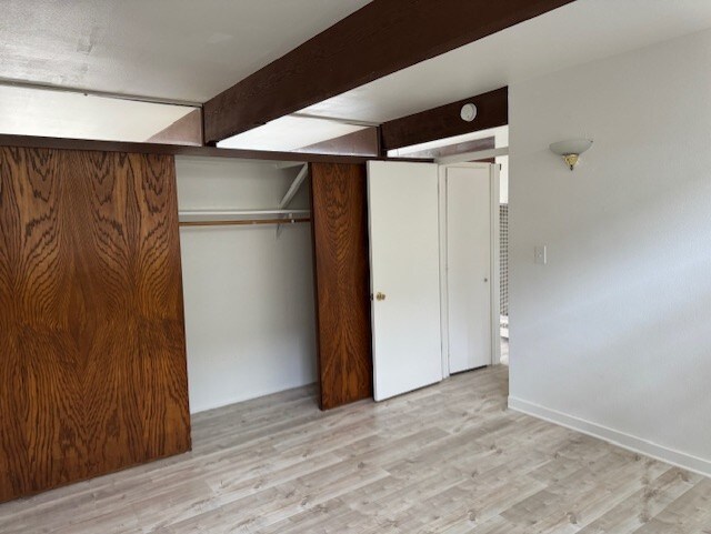 Building Photo - 1044 Pacific St