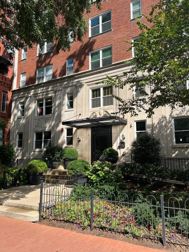 Building Photo - Rhode Island Ave - Logan Circle