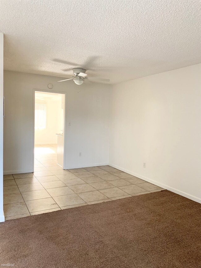 Building Photo - 2 br, 1.5 bath  - WestPark Apartment Homes