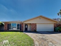 Building Photo - 3816 Walnut Dr