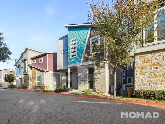 Building Photo - 2 Bedroom Detached Condo Home in Austin