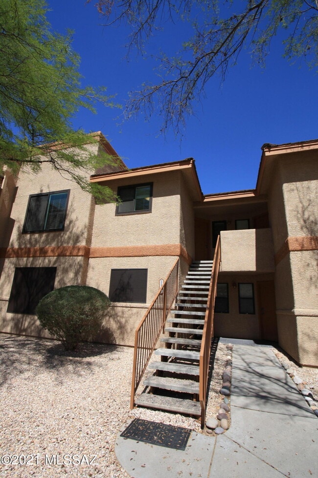 Building Photo - 7255 E Snyder Rd