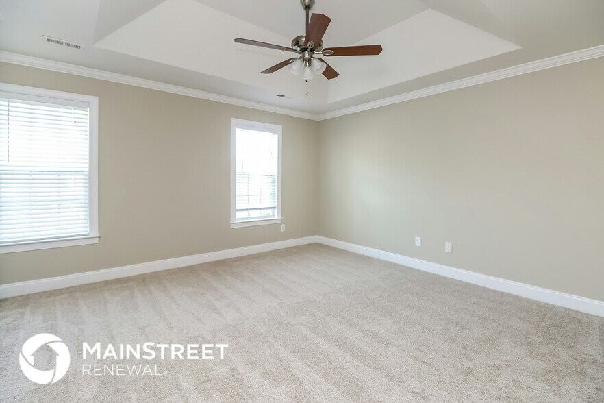 Building Photo - 4505 Stephen Oaks Way