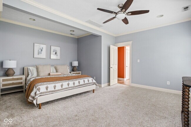 Building Photo - 1531 N College Ave