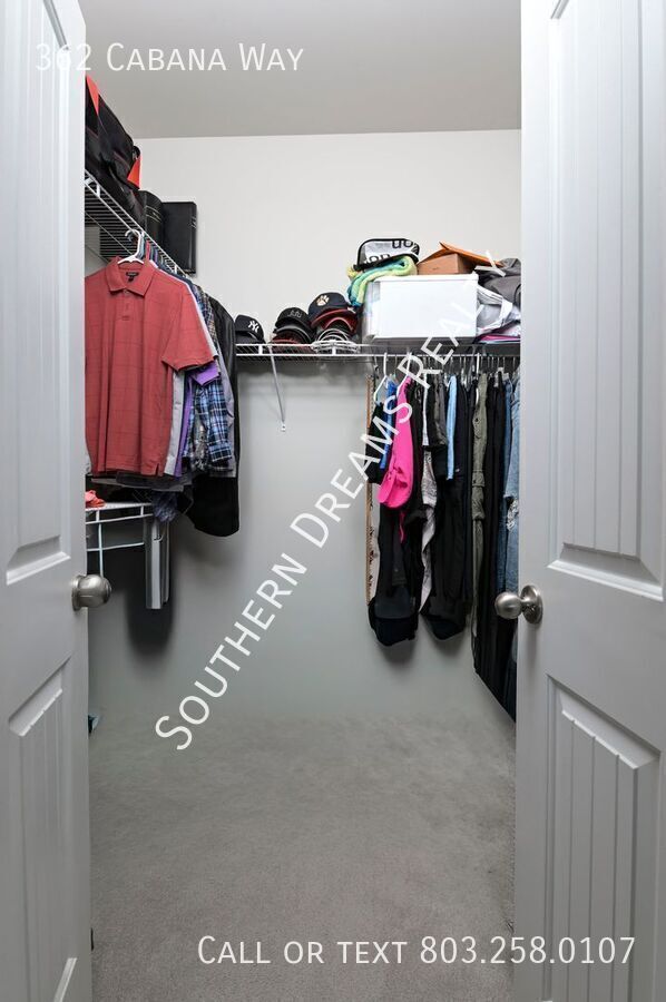 Building Photo - 362 Cabana Wy