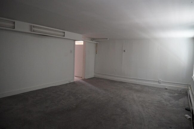 Building Photo - 117 S Bartram Ave