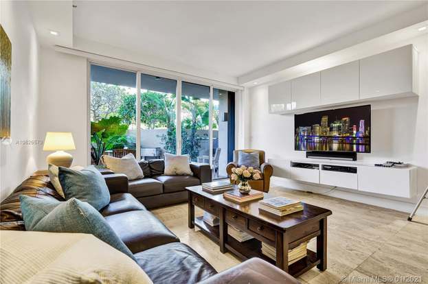 Building Photo - 251 Crandon Blvd