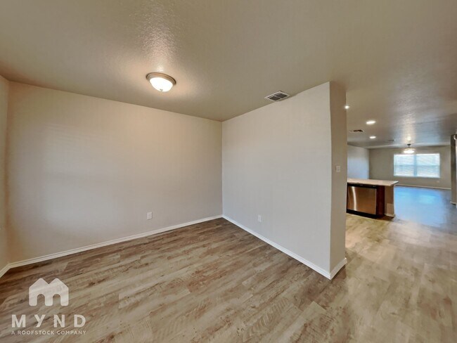 Building Photo - 7415 Twin Pine Ct