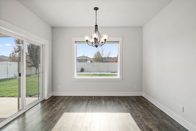 Building Photo - 4269 W Ravenna St