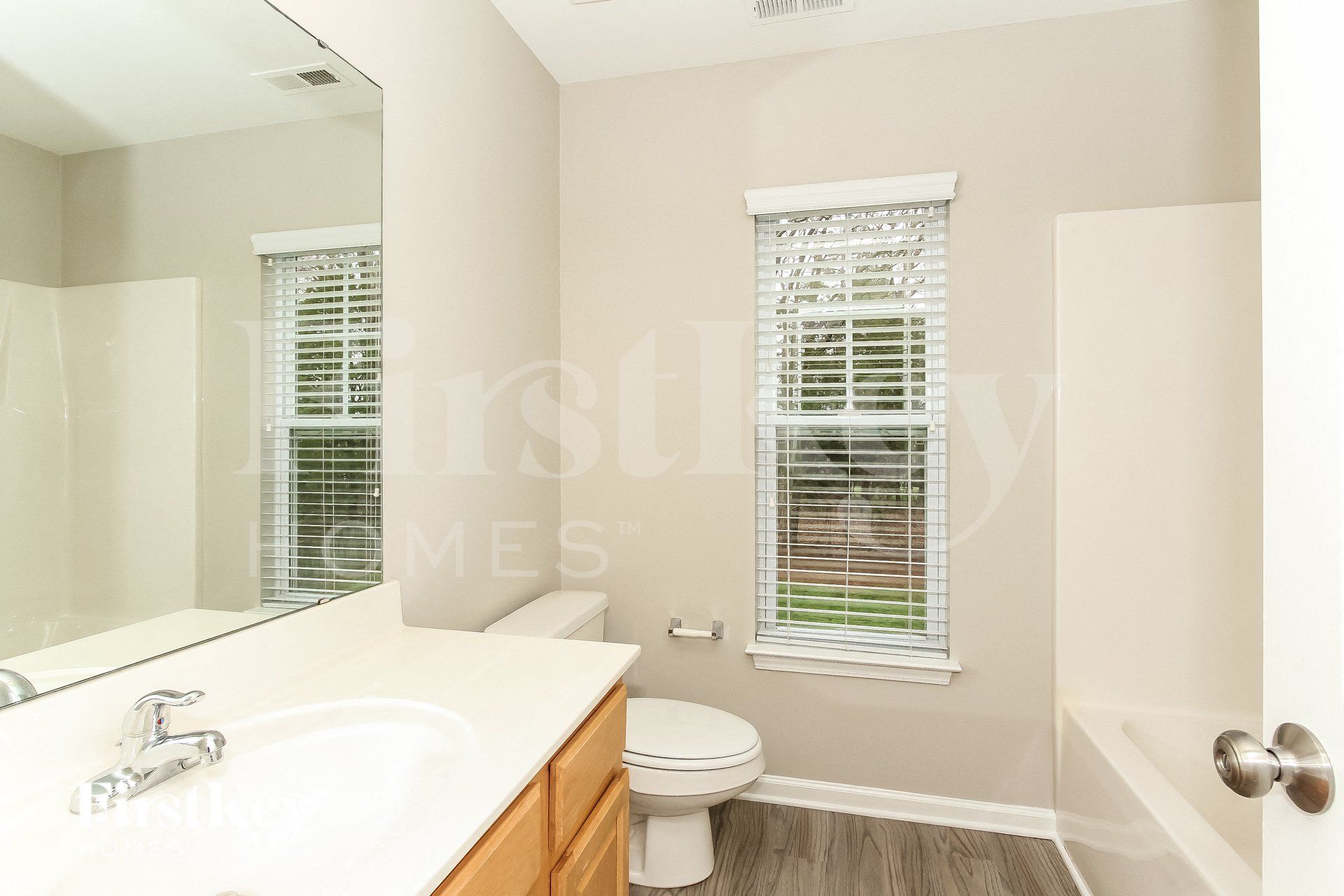 Building Photo - 12641 Cross Dale Dr