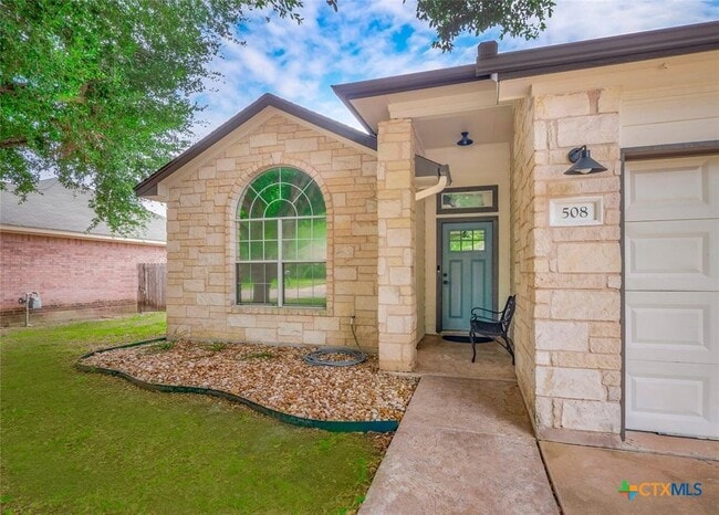 Building Photo - 508 Lydia Ln