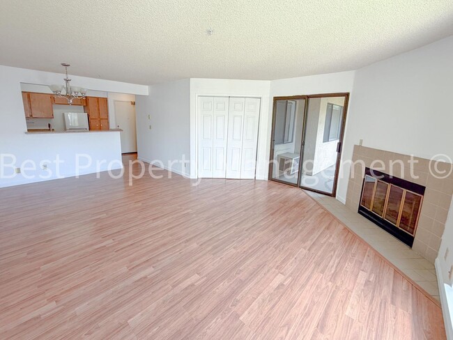 Building Photo - 39224 Guardino Dr