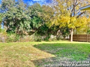Building Photo - 210 Laddie Pl