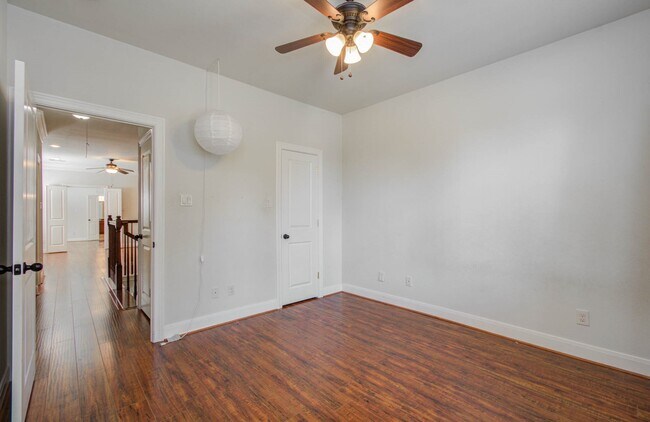Building Photo - 10205 Brooktree Dr