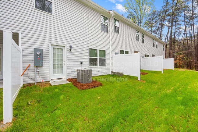 Building Photo - 9128 Lowfalls Ln