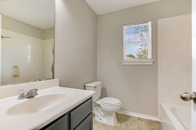 Building Photo - 3303 Barksdale Dr