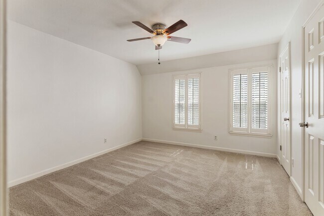 Building Photo - 13228 Trail Hollow Dr