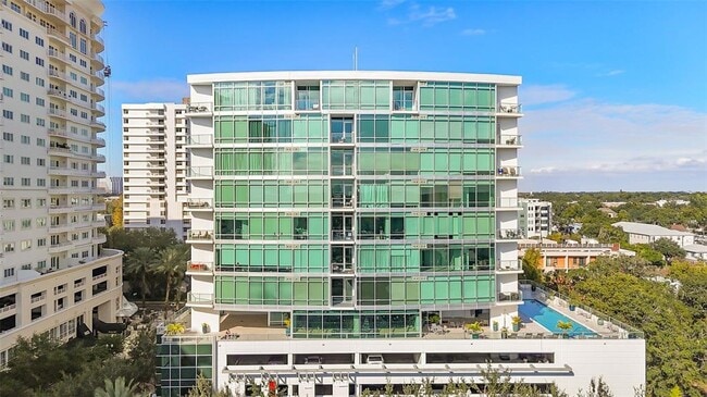 Building Photo - 101 S Eola Dr