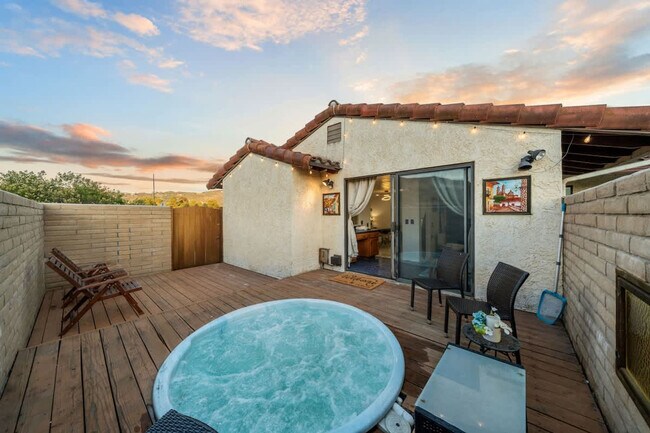 Building Photo - 14552 Skyline Truck Trail