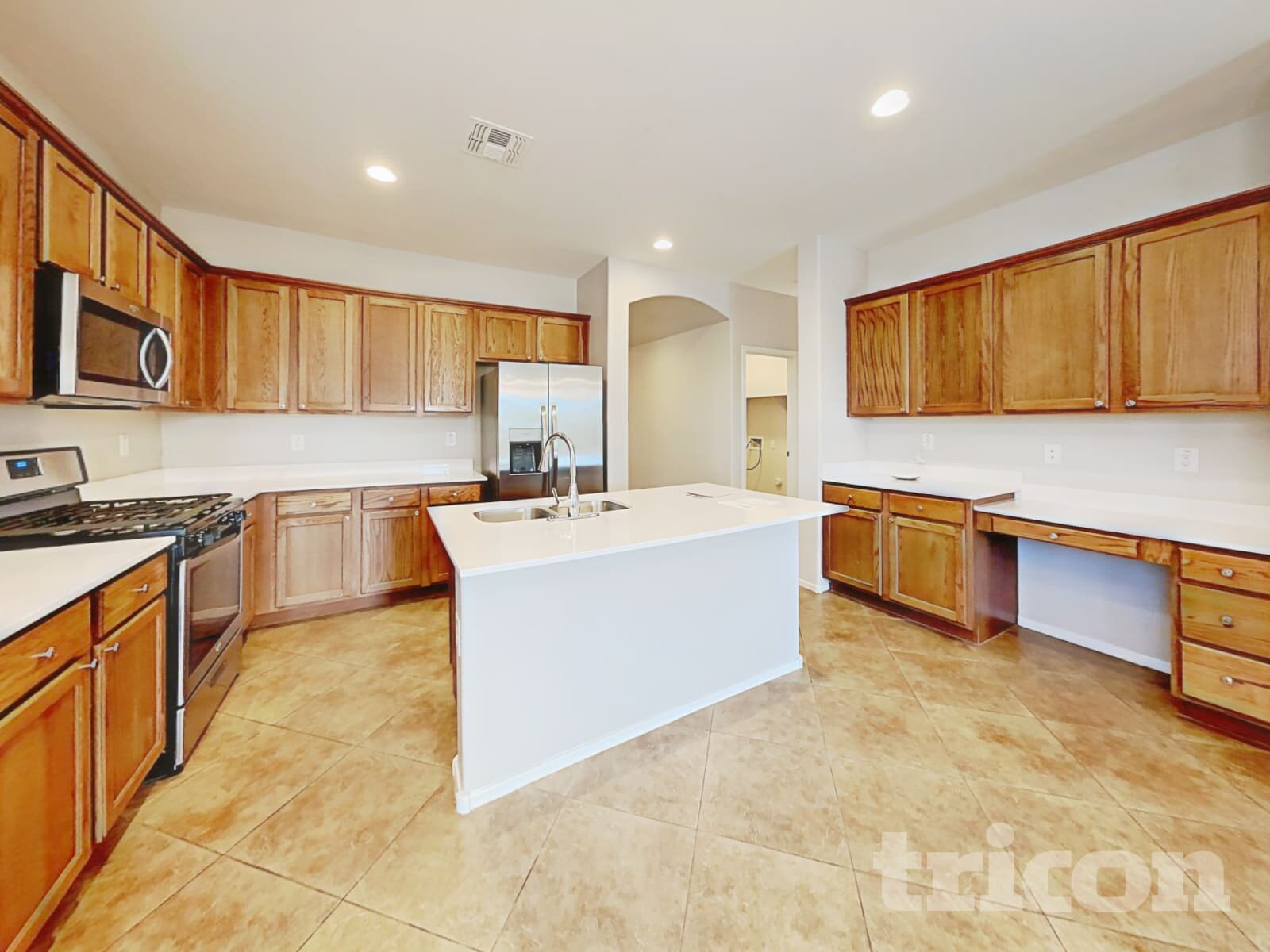 Building Photo - 18253 W Eva St