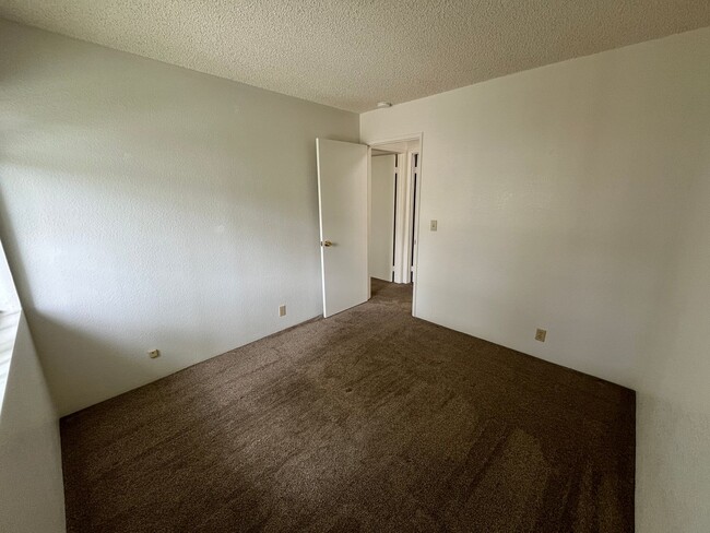 Building Photo - Villages at Waipio (Waipahu) -  2nd Story ...