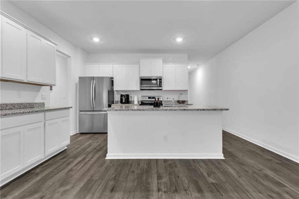 Building Photo - 1560 Gray Br Dr