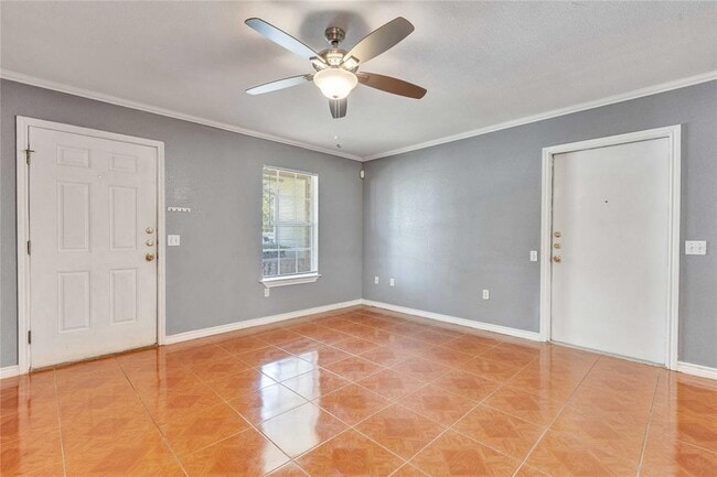 Building Photo - 1708 Lovingood Dr
