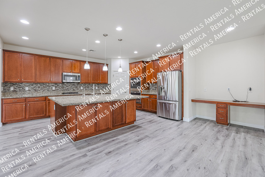 Building Photo - 21948 N 98th Dr