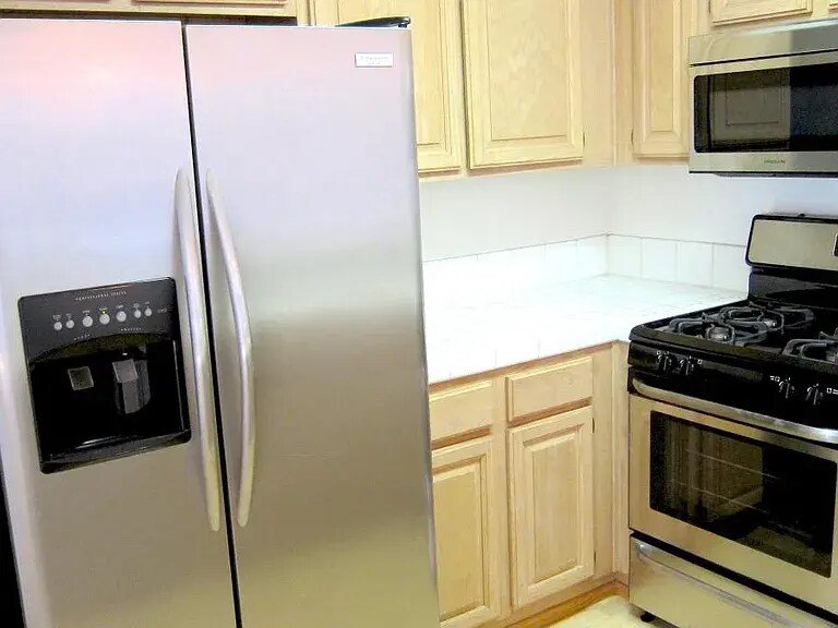 Kitchen - 6971 Ballena Way