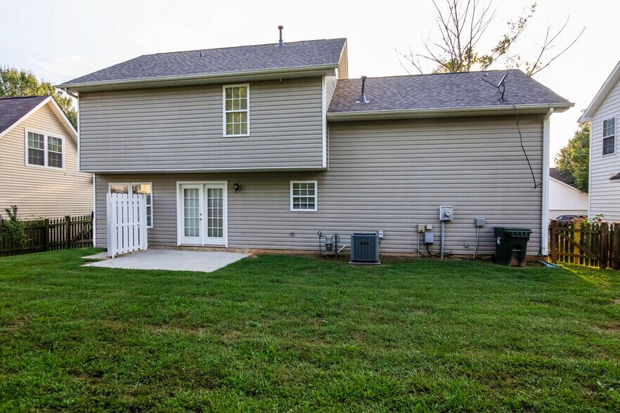 Building Photo - 15148 Leslie Brooke Rd