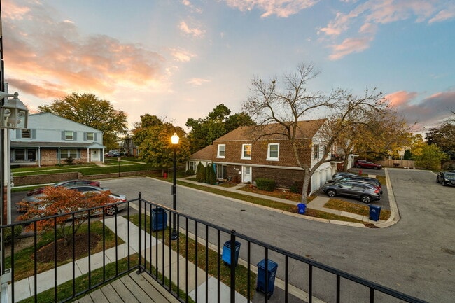 Building Photo - 602 Bryn Mawr Ct