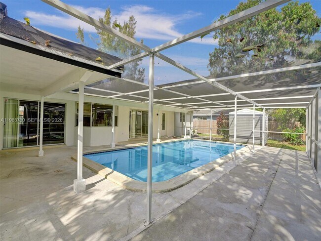 Building Photo - 4330 NW 8th St