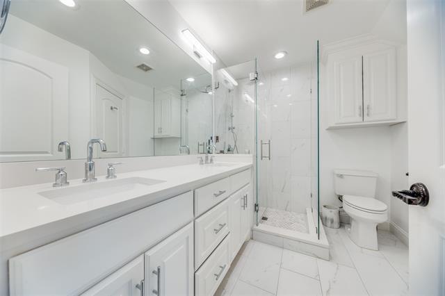 Building Photo - 3421 Normandy Ave