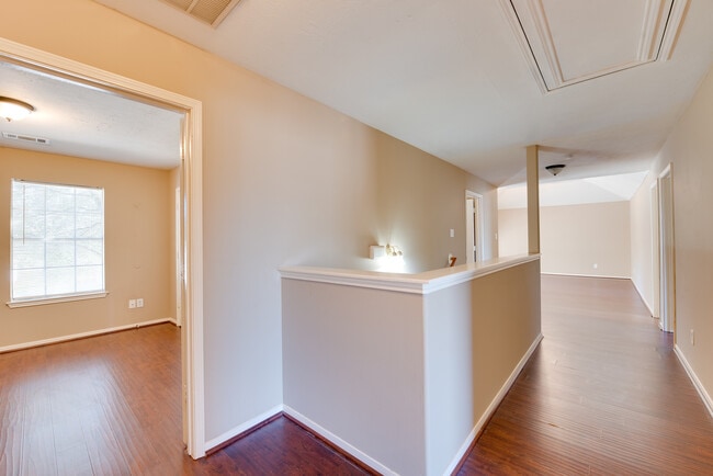Building Photo - 6611 Amberfield Ln