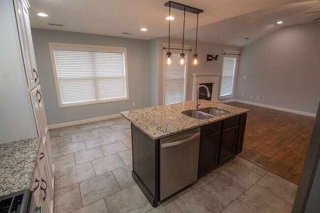 Building Photo - 7504 Wellford Ct
