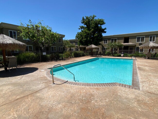 Building Photo - Stonemark on Avocado