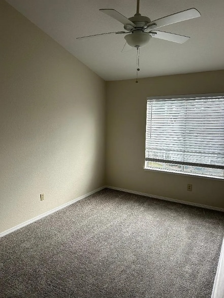 Building Photo - 2821 Quarry Stone St