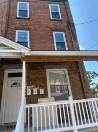 Building Photo - 1914 Rowan St