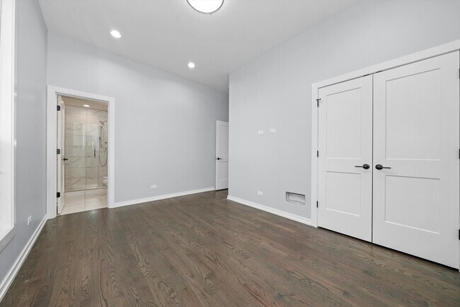 Building Photo - 4350 S Berkeley Ave