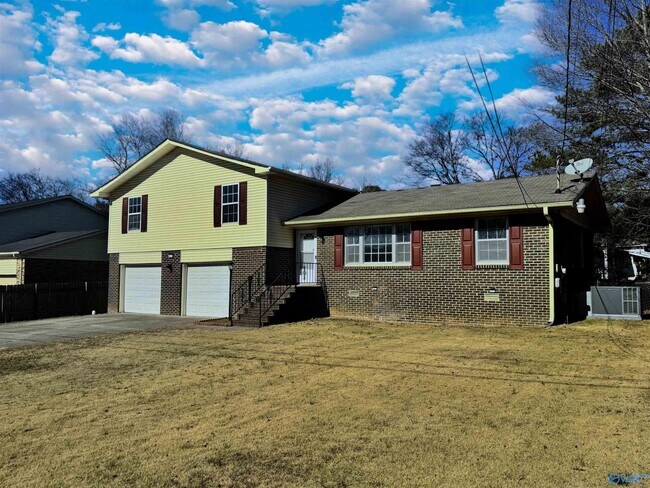 Building Photo - 6010 Ellington Rd NW