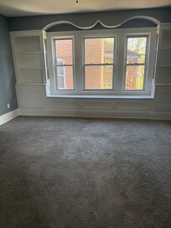 Building Photo - 12506 Union Ave