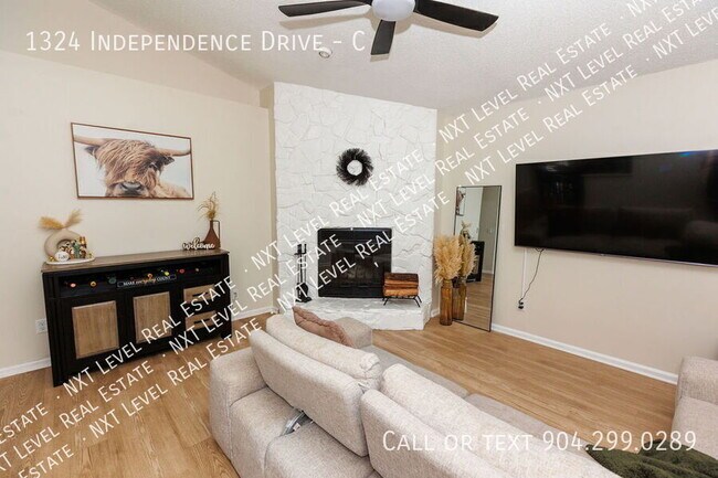 Building Photo - 1324 Independence Dr