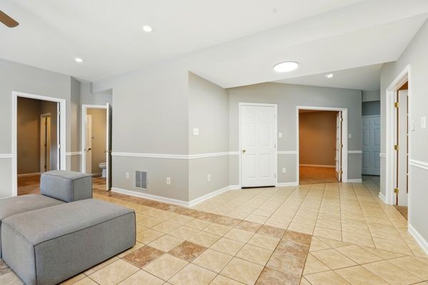 Building Photo - 14863 Chimbote Ct
