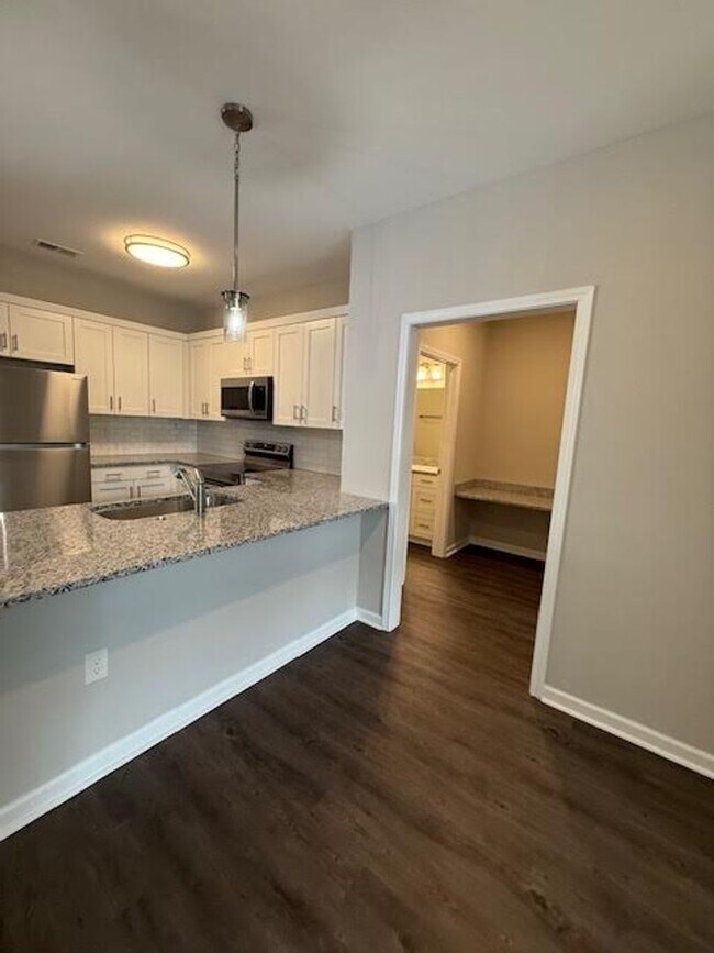 Building Photo - Welcome to the Village of Skylar's Cove