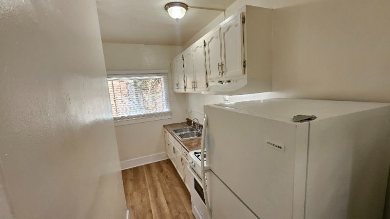 Building Photo - 2850 Francis Ave